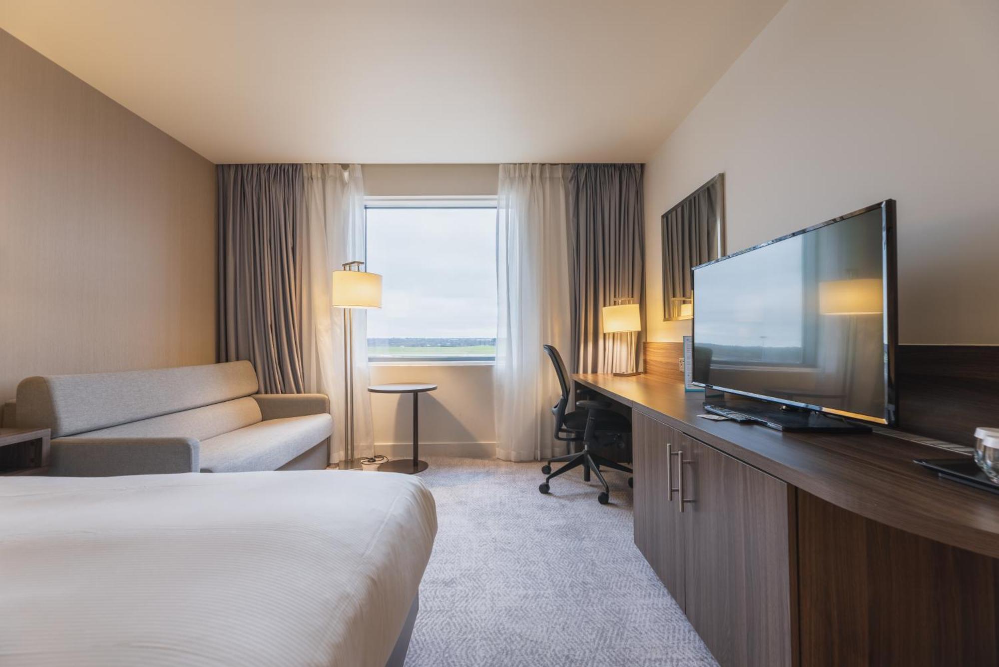 Hilton Garden Inn Birmingham Airport Uk Бикенхил Экстерьер фото