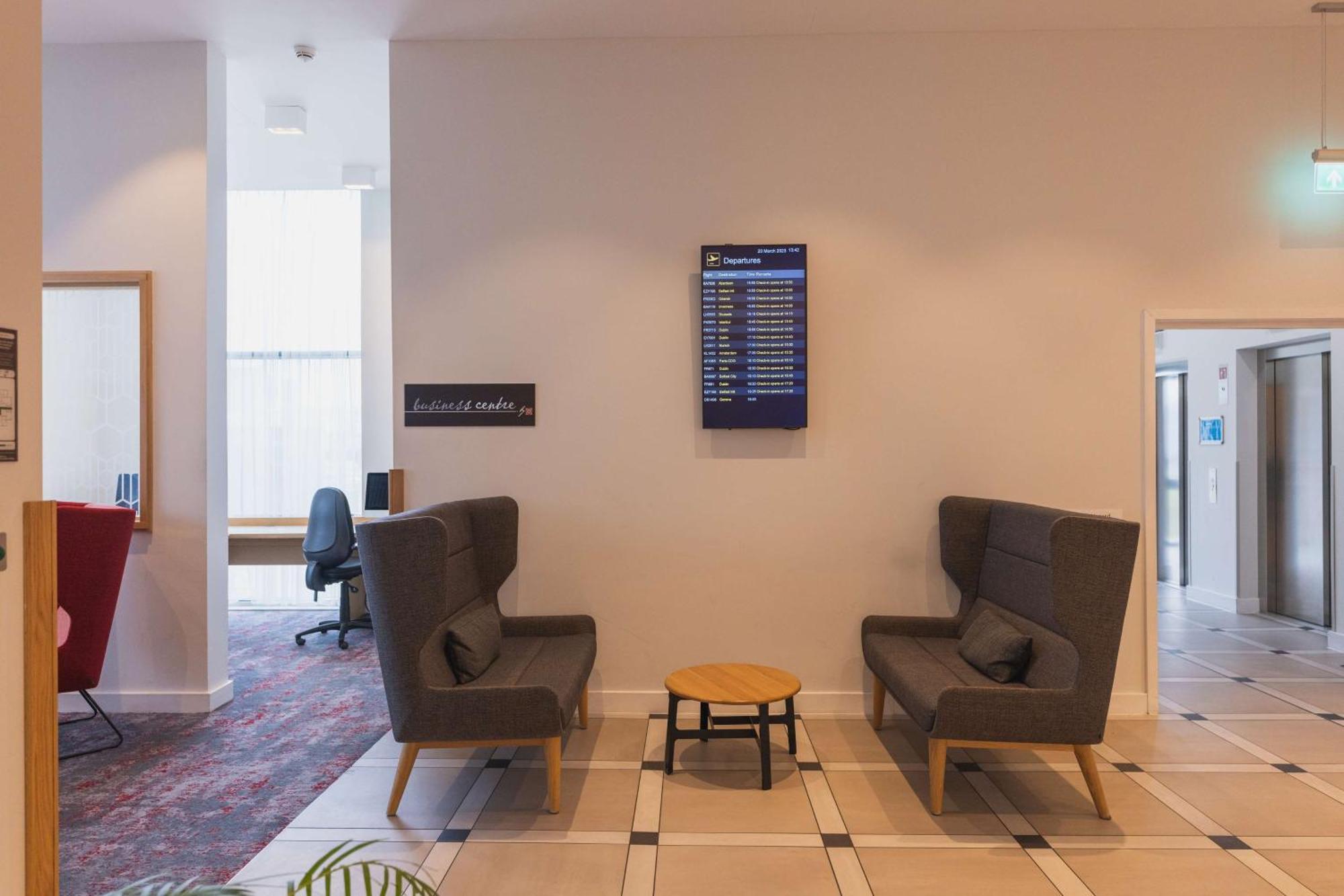 Hilton Garden Inn Birmingham Airport Uk Бикенхил Экстерьер фото